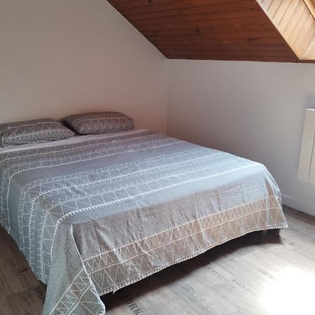 Maison De Ville A 10 Min Du Pal Dompierre-sur-Besbre Bagian luar foto