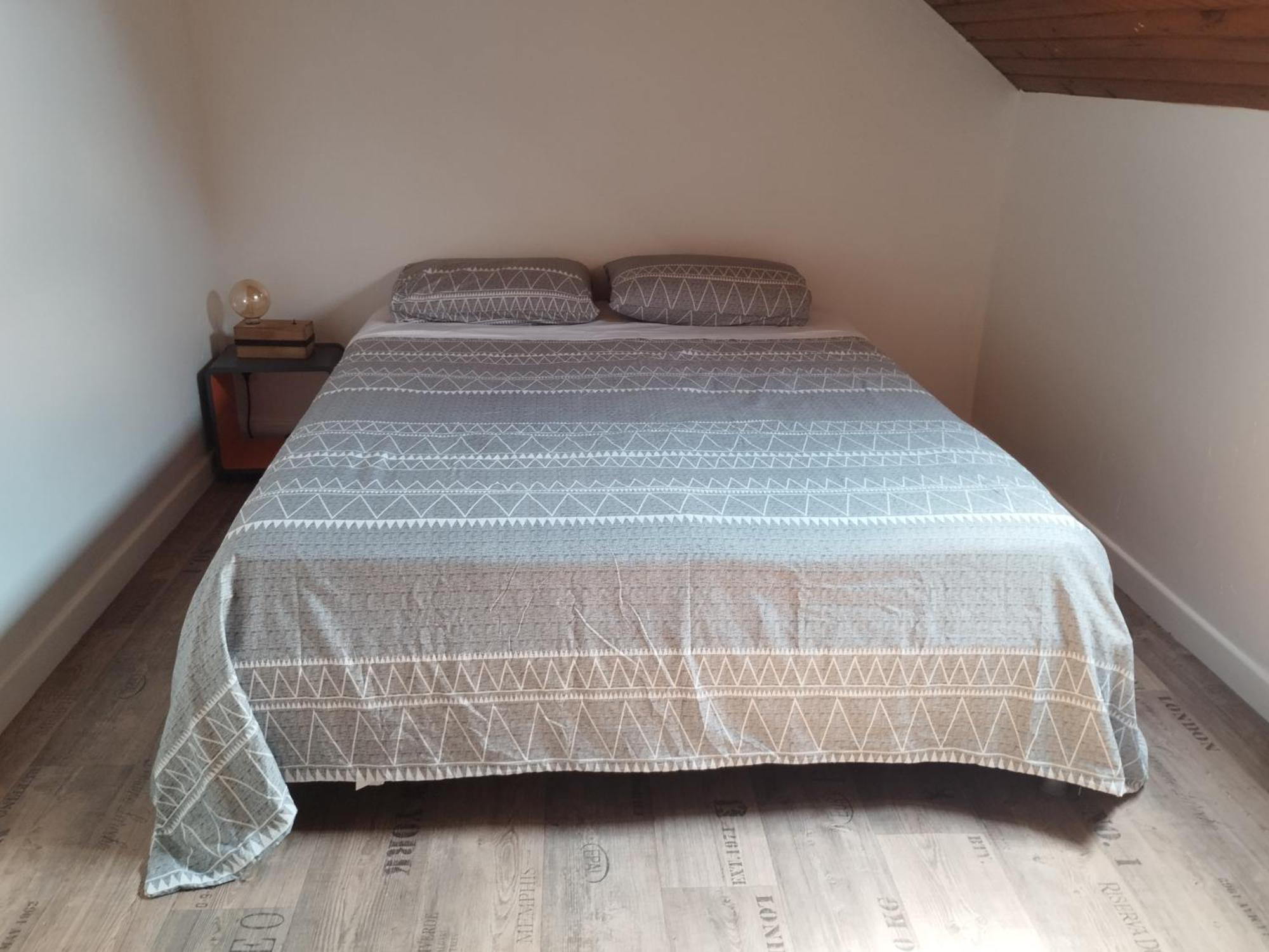 Maison De Ville A 10 Min Du Pal Dompierre-sur-Besbre Bagian luar foto